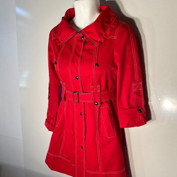 Guess Vintage SZ M Red Waterproof Coat Closet Staple 90's Travel Retro Timeless - Picture 1 of 9